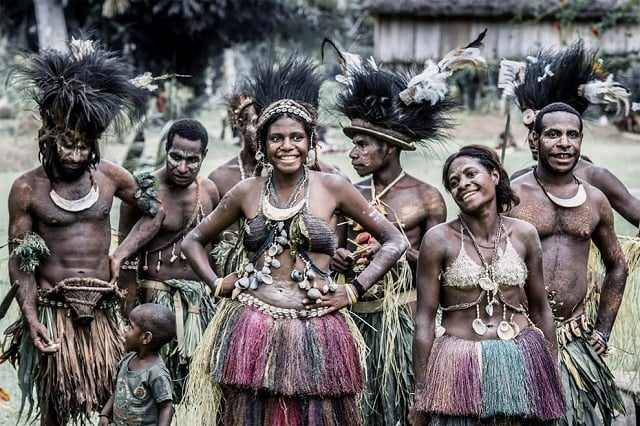 Ini Loh 9 Budaya Pedalaman Papua Nugini yang Ekstrem
